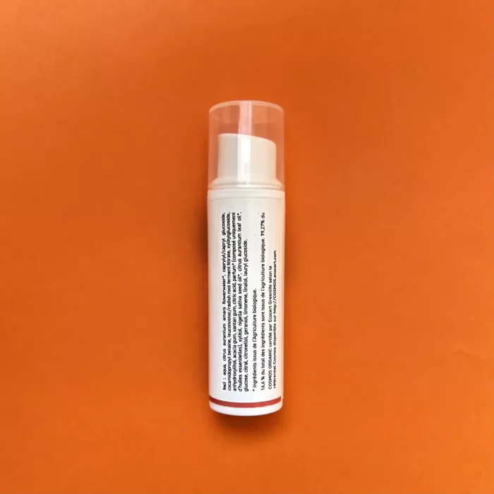 découverte soins nigelle shampoing verso